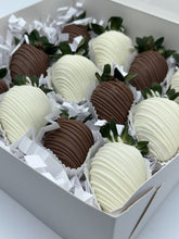 Load image into Gallery viewer, Chocolate Covered Strawberries
